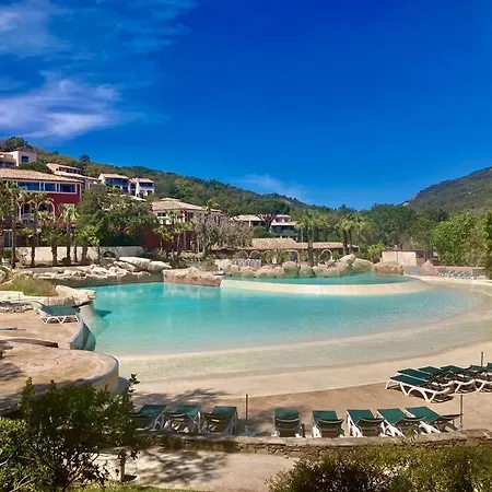 Appartamento Les Restanques 1030 Arum Rez De Jardin *