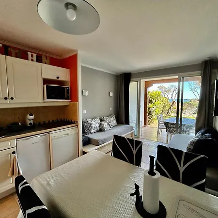 Les Restanques 1030 Arum Rez De Jardin 아파트 그리모